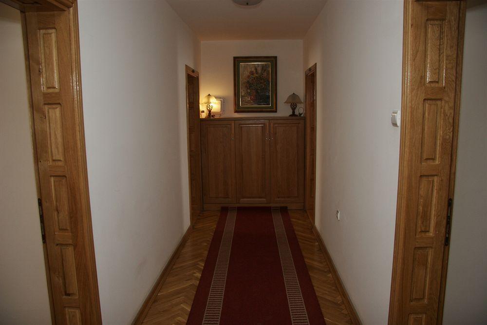 Hotel Sucevic Garni Belgrad Exteriör bild