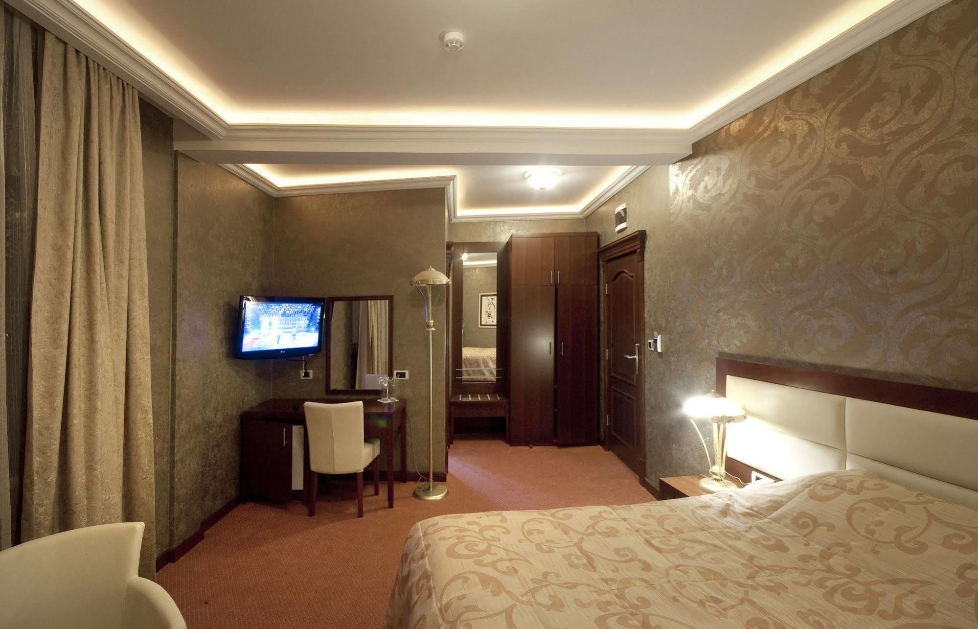 Hotel Sucevic Garni Belgrad Exteriör bild