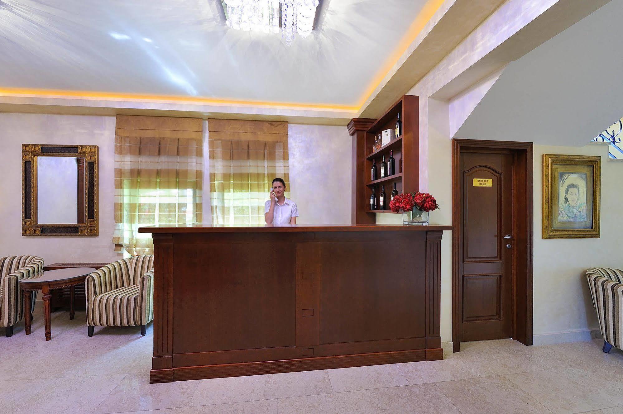 Hotel Sucevic Garni Belgrad Exteriör bild